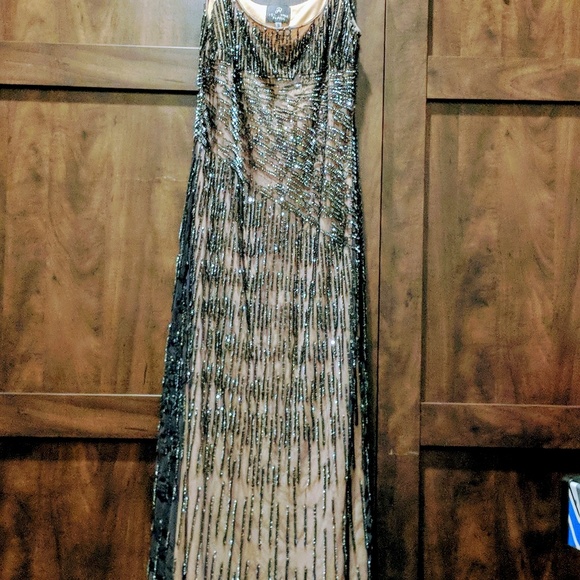 Adrianna Papell Dresses & Skirts - Adrianna Papell floor length beaded gown